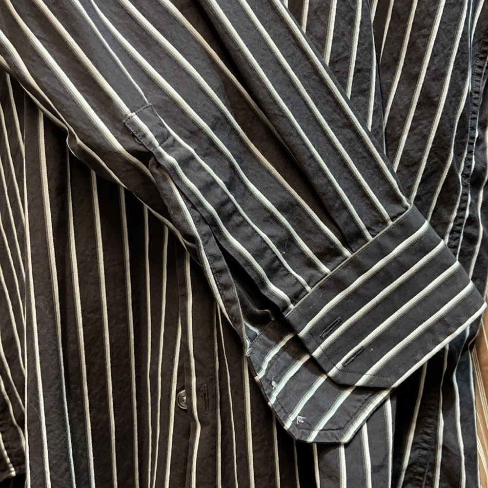 Hugo boss button up - Picture 5 of 6